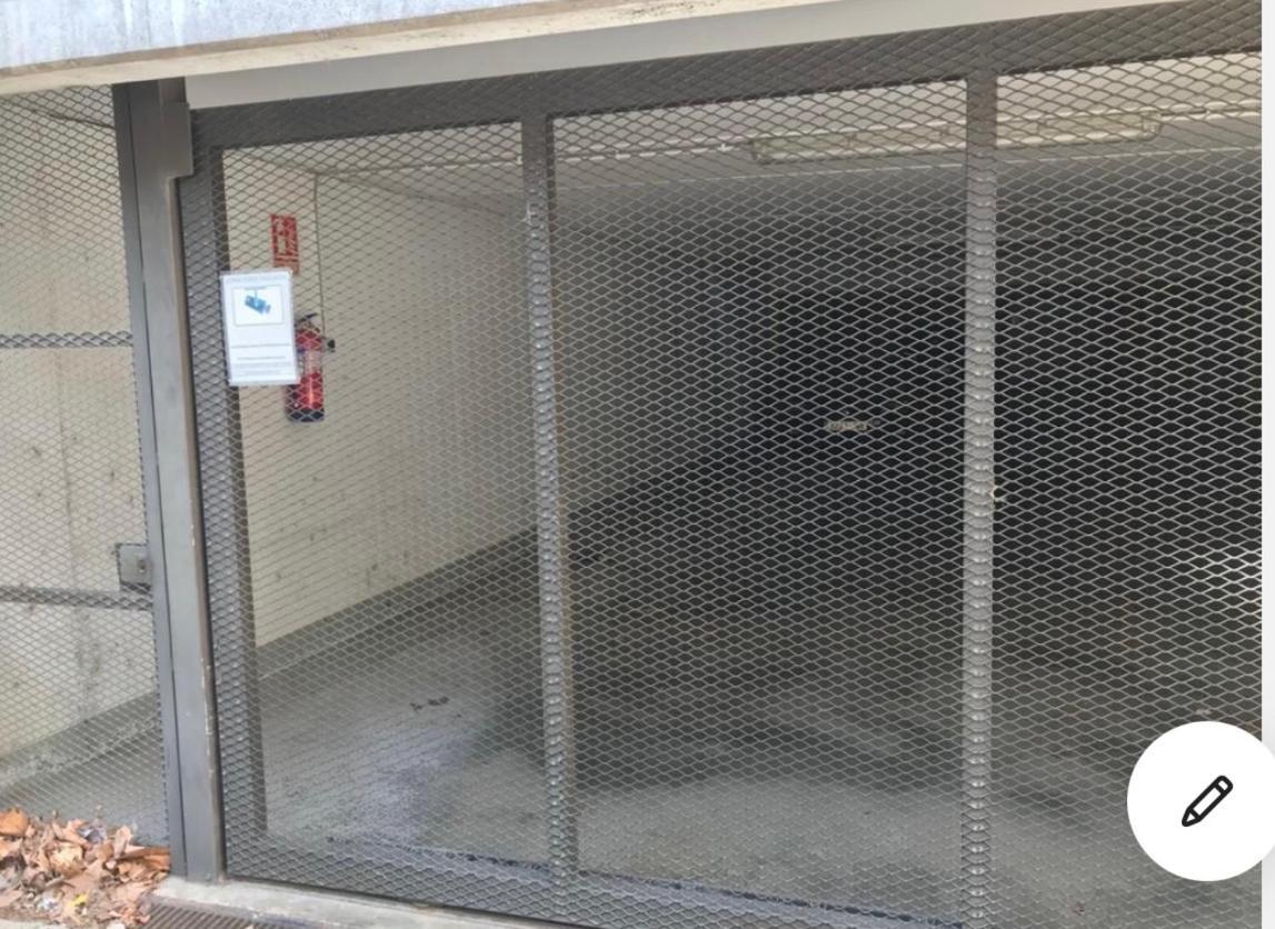 Atico De Diseno Con Terraza En El Centro De Olot Daire Dış mekan fotoğraf